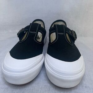 Vans Style 93 Mary Jane Black Slip-Ons Women's Sz8 Men's6.5 White Lug Outsole